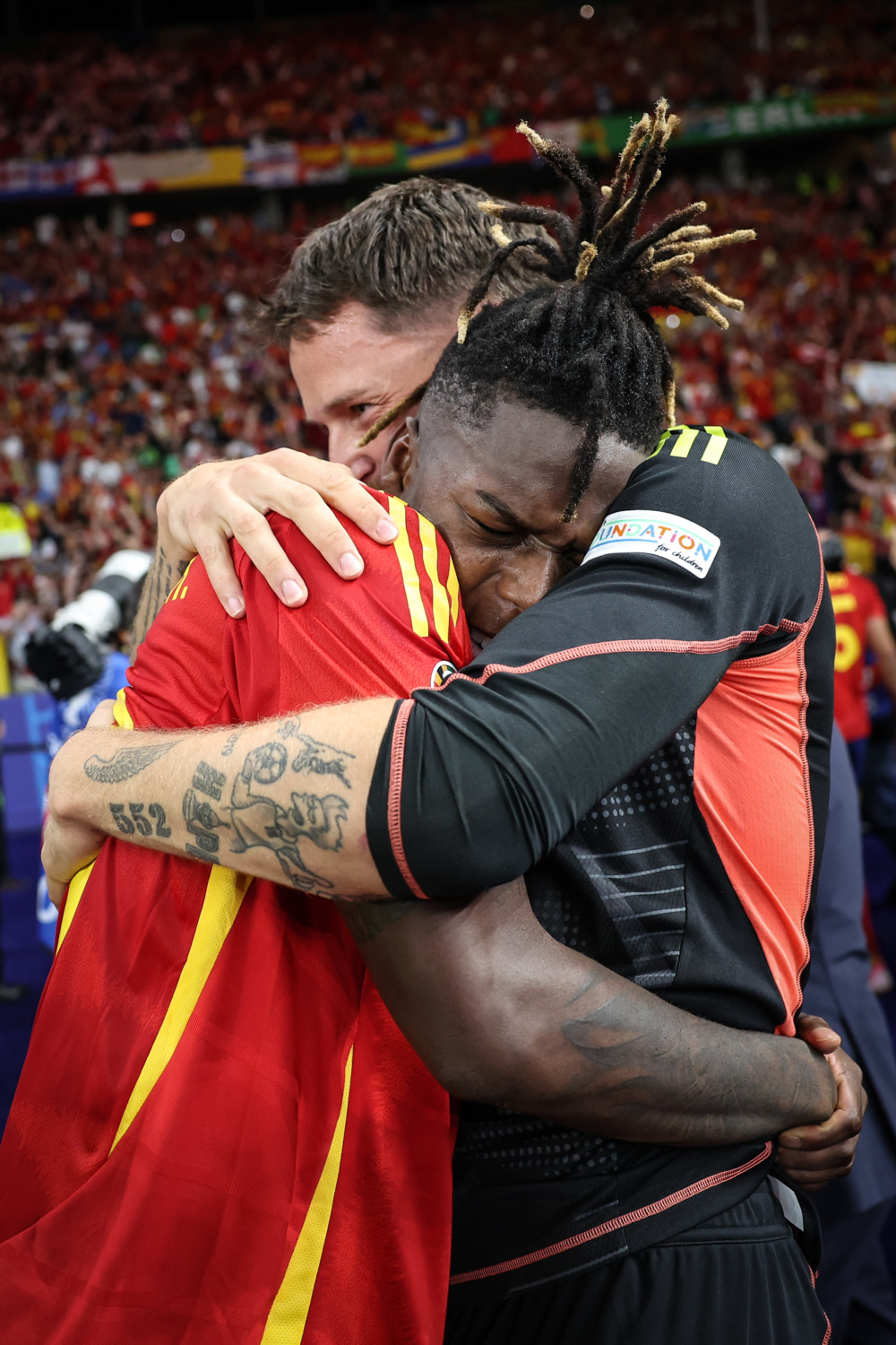 西班牙球员在国际赛事中大放异彩