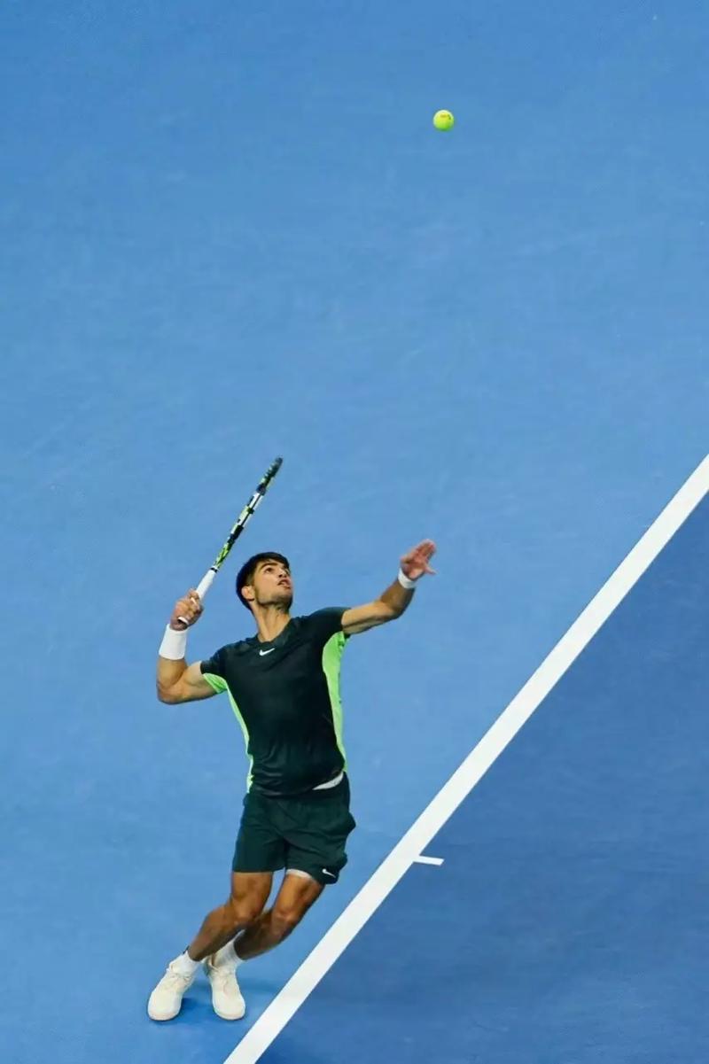 爱游戏官网网页版入口-包含欧国联赛战火连绵，精彩对决引无数球迷热议的词条