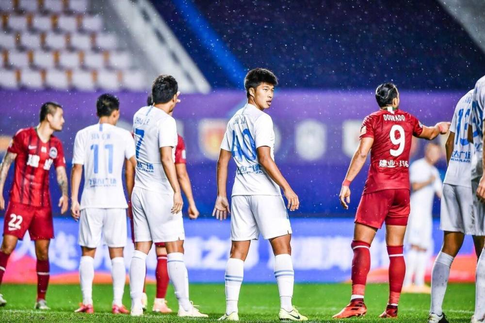 关于人和客场被建业绝杀，连败局势令球迷焦虑的信息