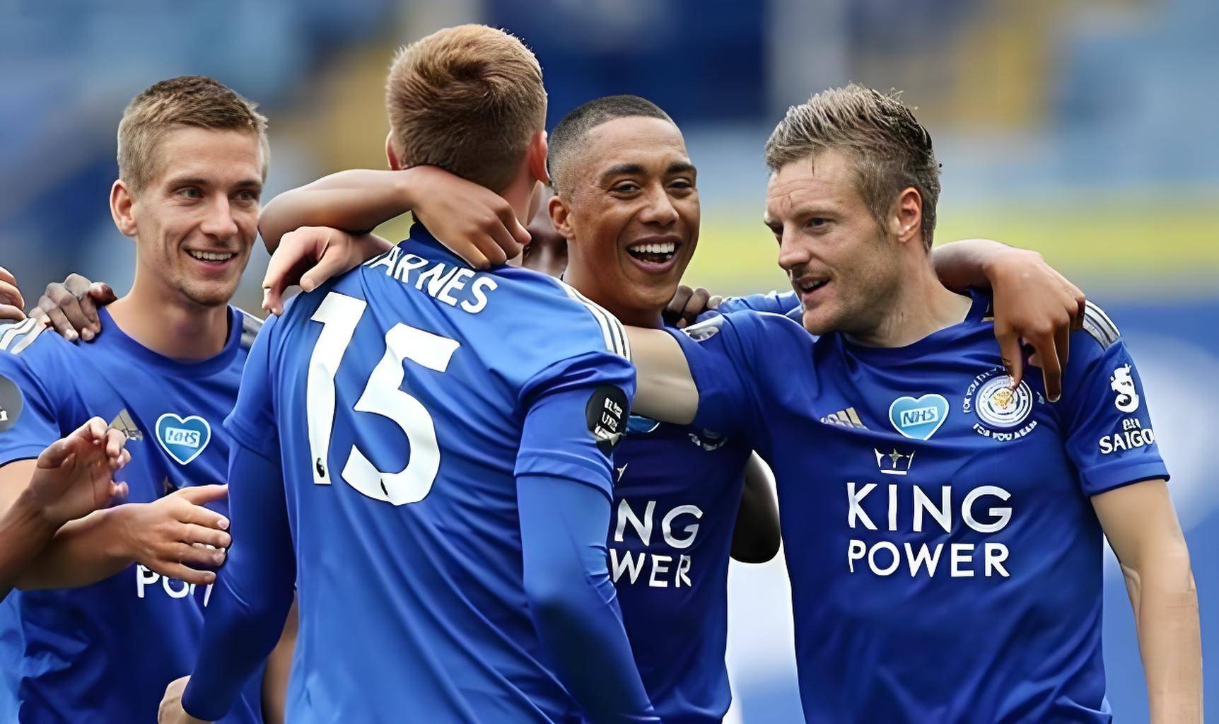 爱游戏官网-包含纽卡斯尔后防阵容调整，努力保持不败的词条