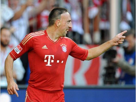 里尔苦战险胜，最终赢得关键胜利