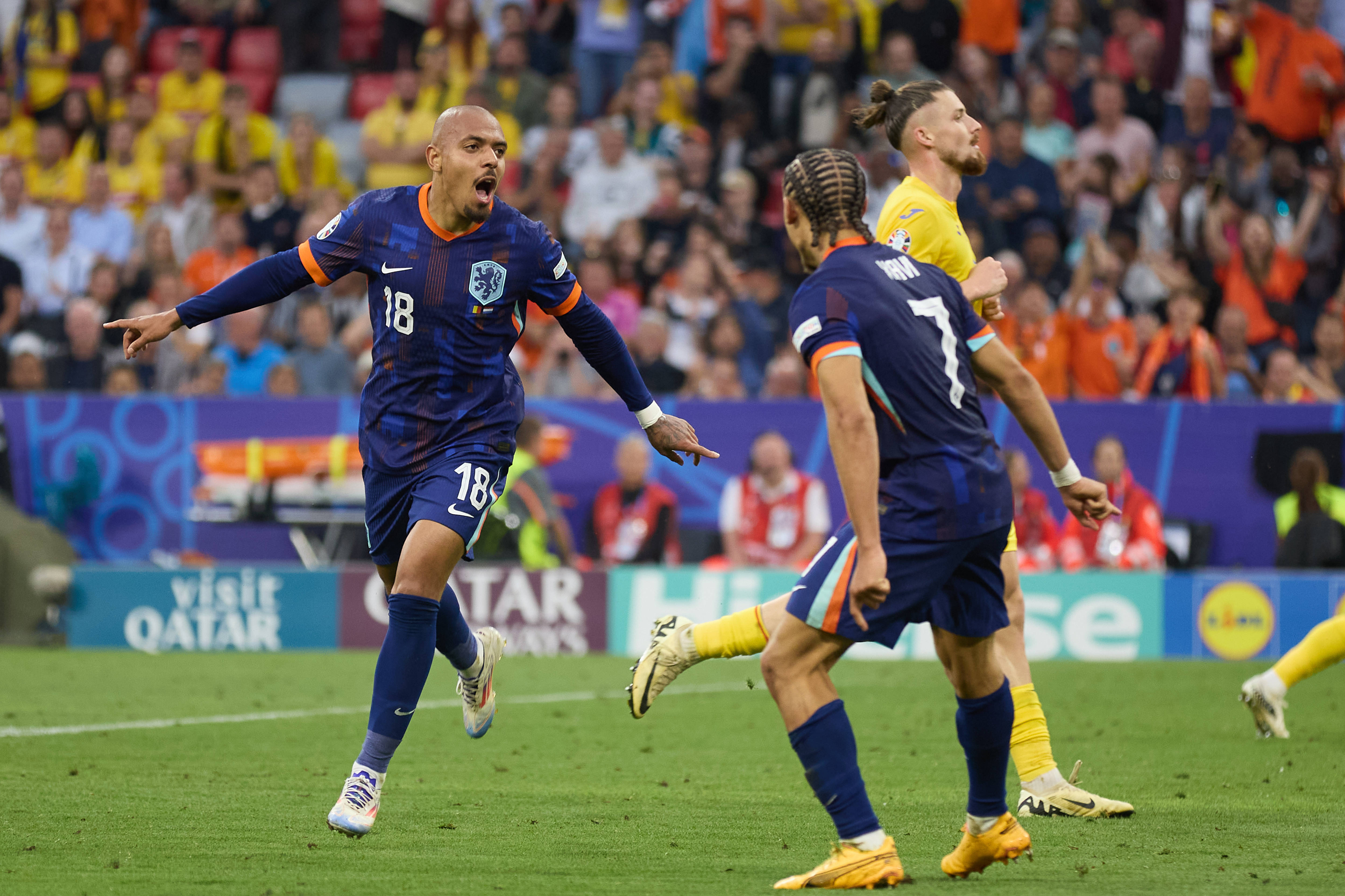 爱游戏在线-关于意大利战平：欧预赛前景蒙上一层阴影的信息