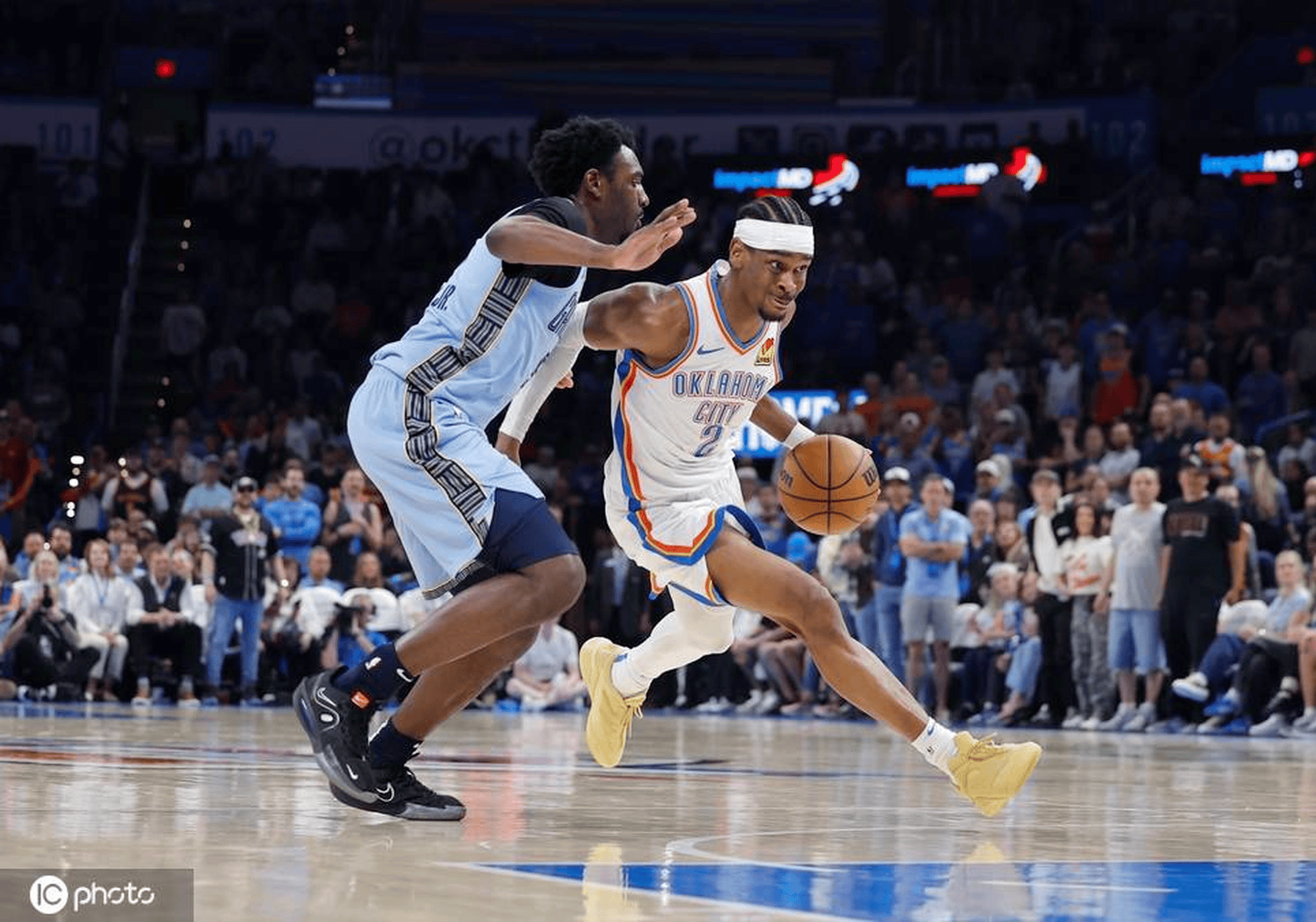 开拓者客场击败灰熊，力保胜利